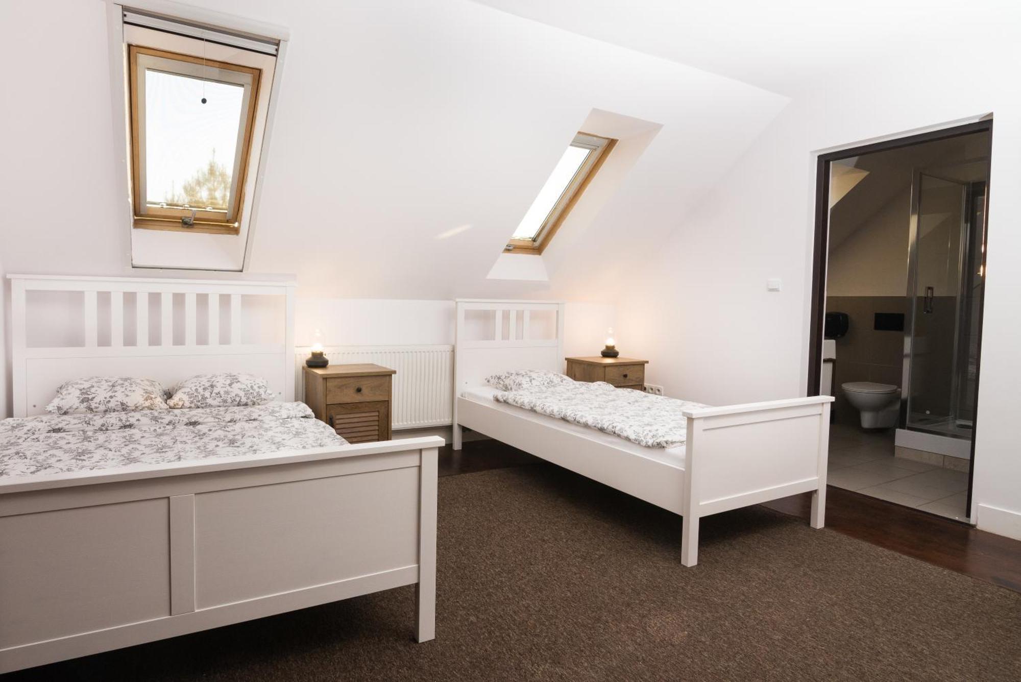 Hotel Hubertus Wola Rzedzinska Exteriér fotografie